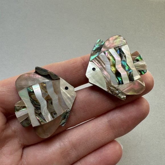 Vintage shell earrings Fish Clip On Mother Of Pearl - Picture 4 of 5